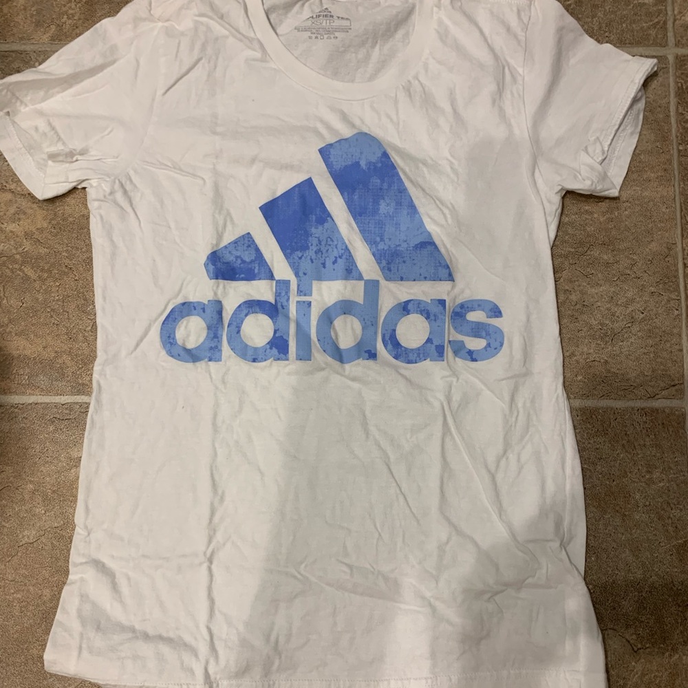 Extra small adidas t shirt